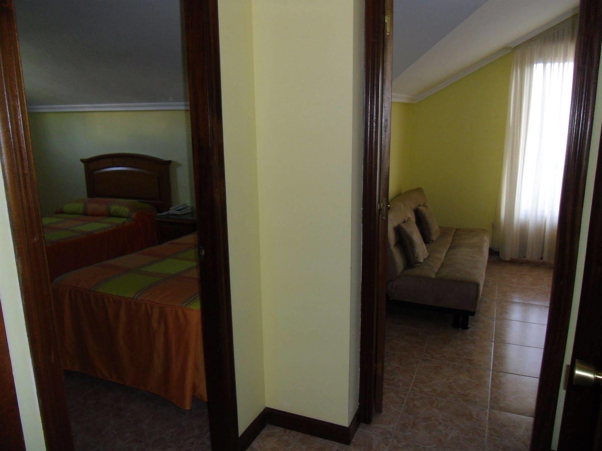 סן ויסנטה דה לה ברקרה Hotel Noray מראה חיצוני תמונה