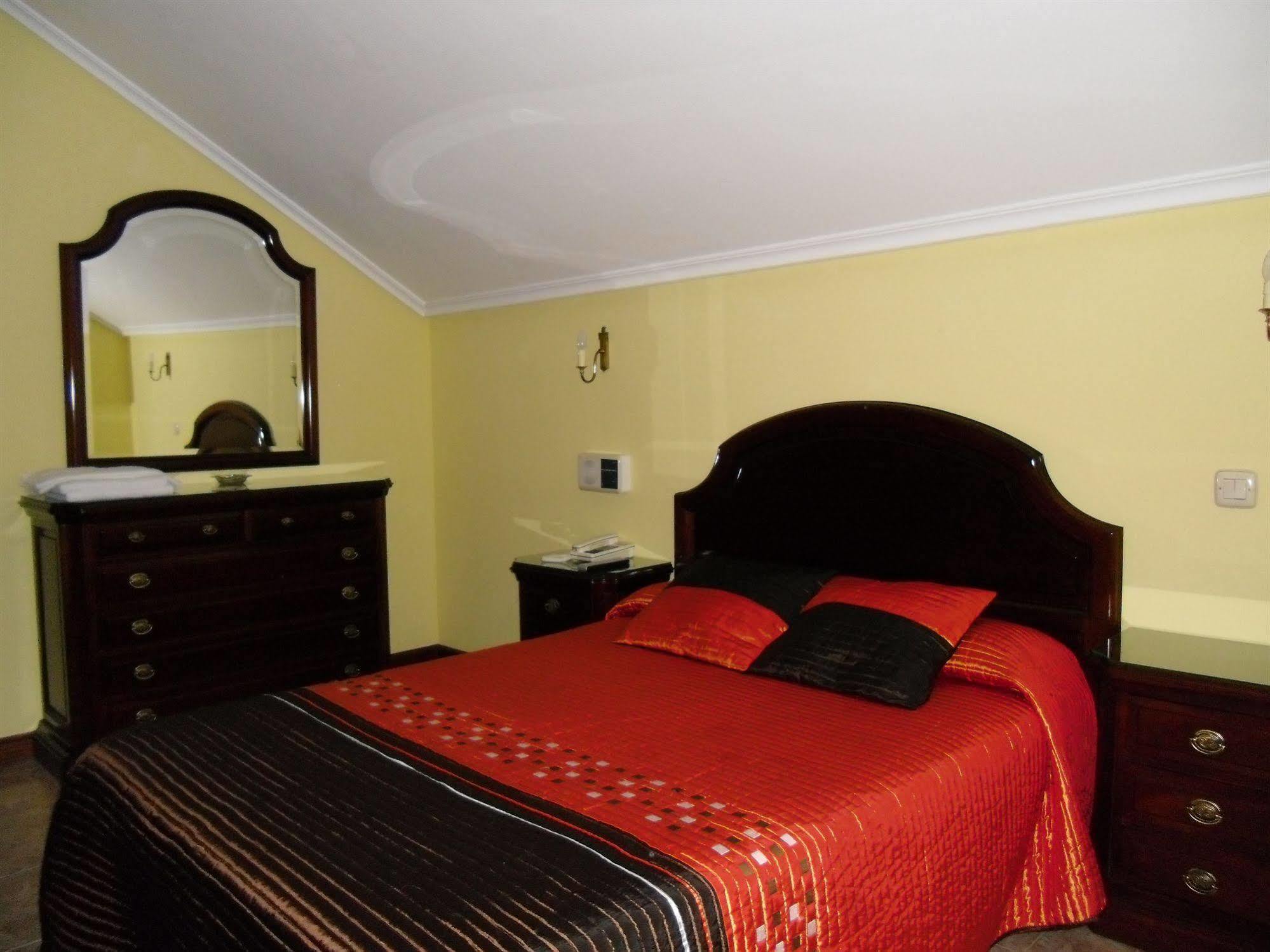 סן ויסנטה דה לה ברקרה Hotel Noray מראה חיצוני תמונה